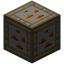 钙铝榴石矿石板条箱 (Crate of Grossular Ore)
